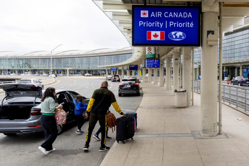 Preparatevi al vostro viaggio in tutta tranquillità consultando i nostri consigli pratici e i nostri suggerimenti per evitare l'inconveniente delle lunghe attese in aeroporto.